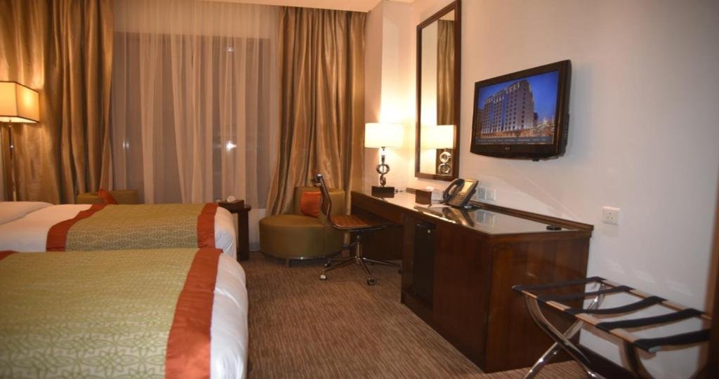 CROWNE PLAZA MADINA